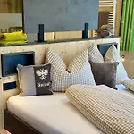 Tinyhome Singer - Inclusive Private Sauna Ehenbichl